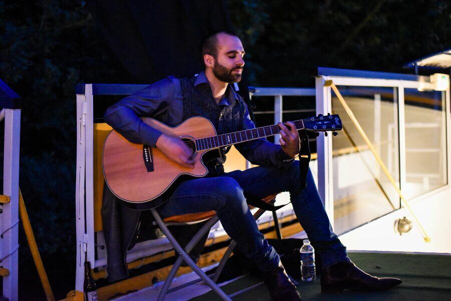 Concert en extérieur — Vincent Karaboulad